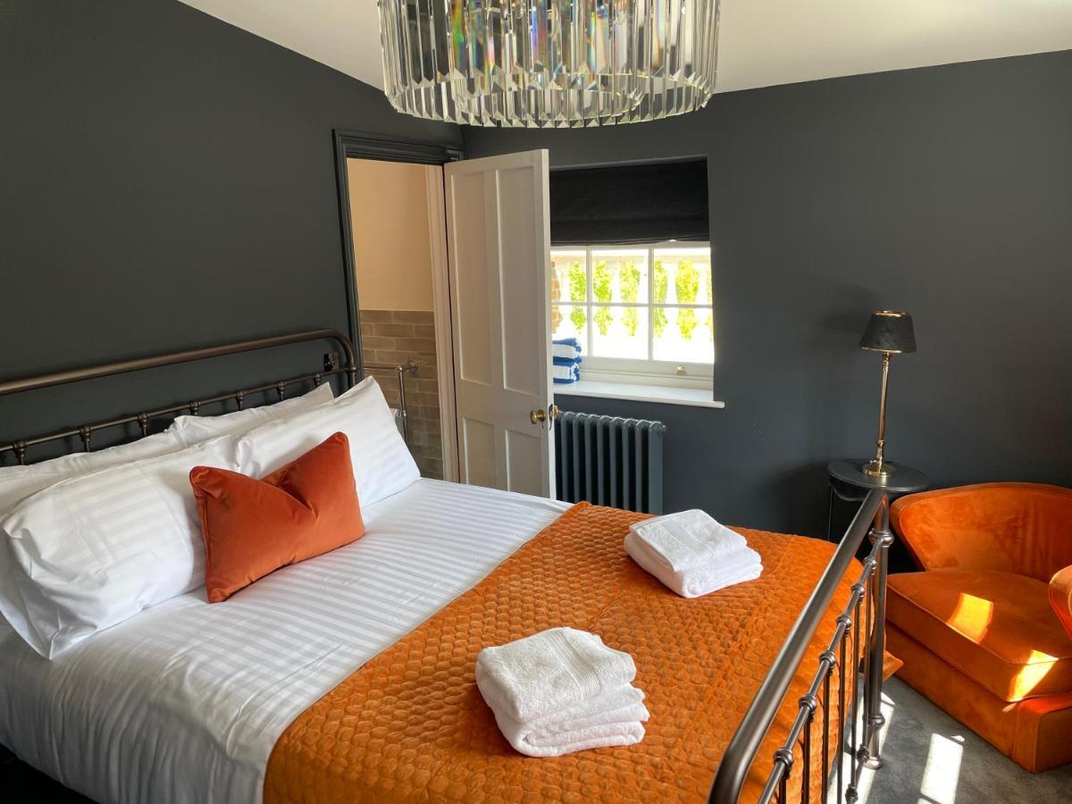 Eastwood Observatory: 12 Bedrooms, Swimming Pool And Tennis Court Hailsham Extérieur photo