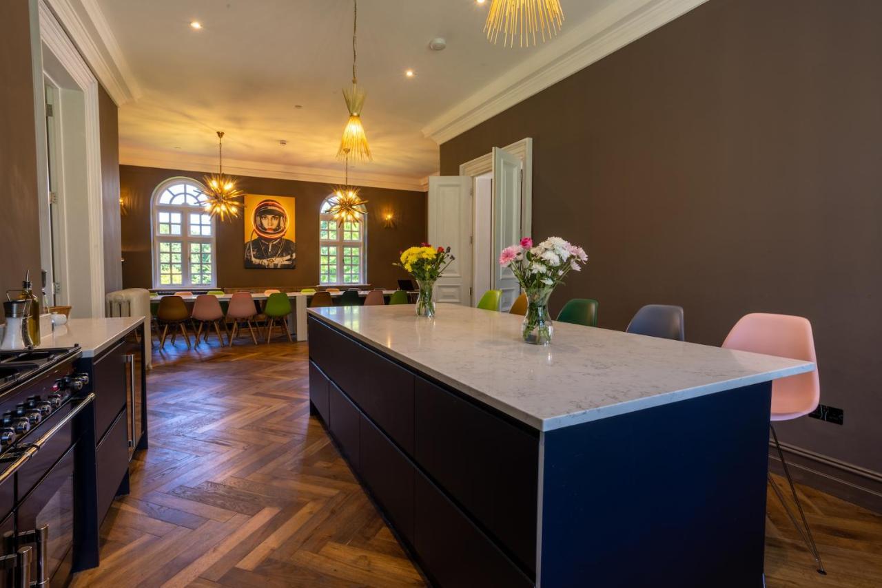 Eastwood Observatory: 12 Bedrooms, Swimming Pool And Tennis Court Hailsham Extérieur photo